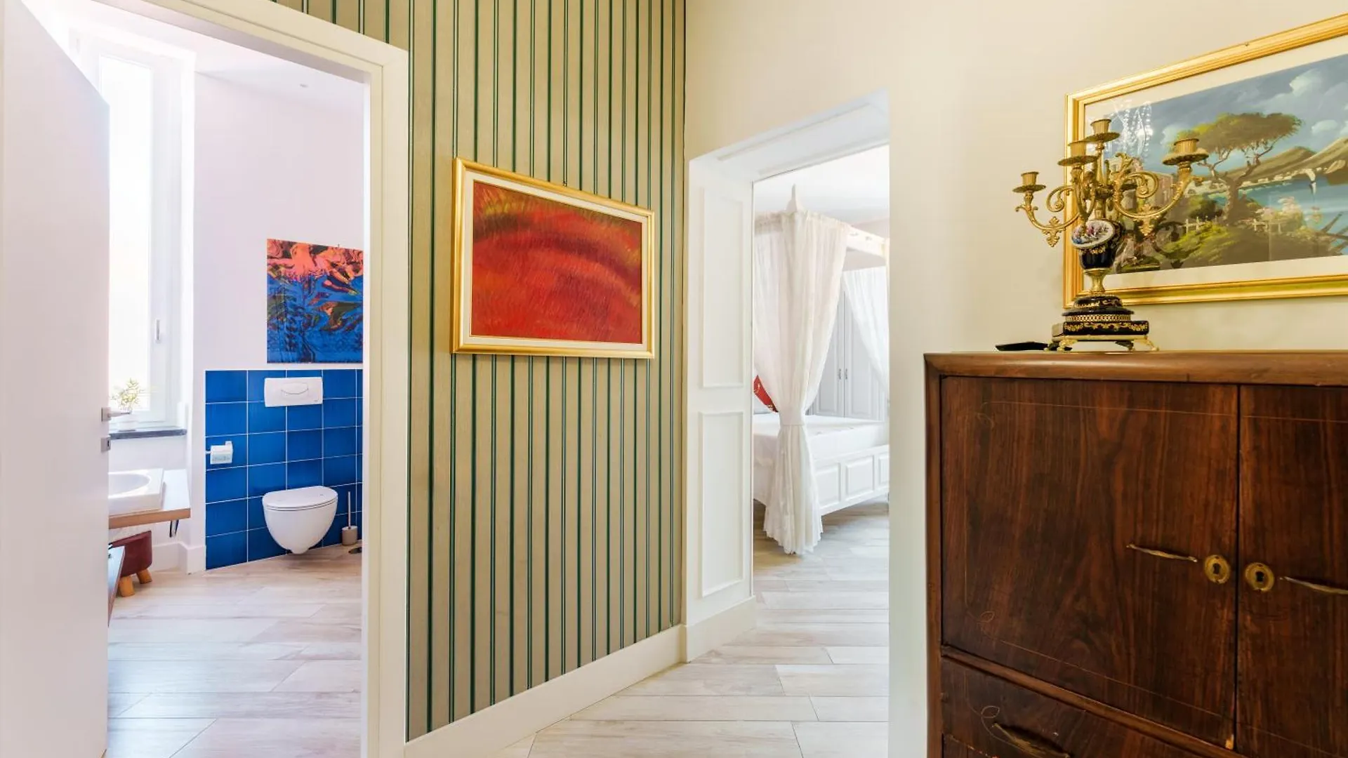 It'S Room Naples 2*,  Italy